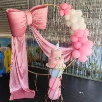 ماکت کیک،پاپیون بزرگ،میز