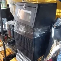 یخساز نوا یخ ساز ۳۰ کیلویی نوا