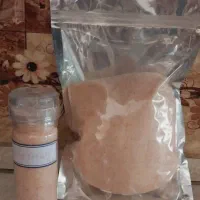 نمک صورتی