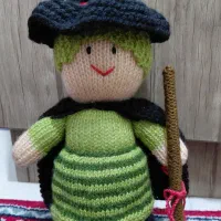 عروسک دست بافت