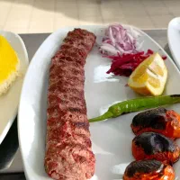 نظافت و کمک آشپز و منقل کار