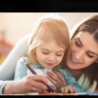 پرستار کودک ۴ساله