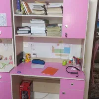 میز تحریر کتابخانه دار
