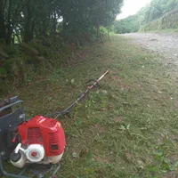 علف تراشی و سم پاشی باغ بادستگاه علف تراش وسم پاش