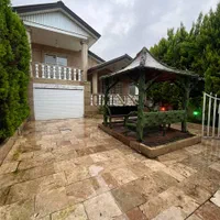 ویلا باغ مشجر فقط چمدونتو ببند بیا