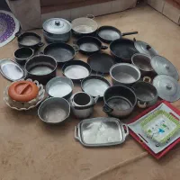 تعدادی ظروف