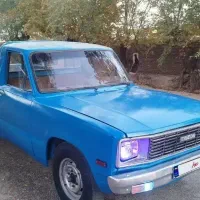 مزدا 1600 تک کابین