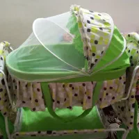 گهواره نوزاد