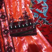 لباس مجلسی|لباس|سراوان, |دیوار