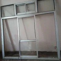 پنجره قدیمی کشوی سالم ۲مترهس