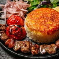 سرآشپز و مربی غذای ایرانی گیلانی هستم|استخدام خدمات فروشگاه و رستوران|بومهن, |دیوار