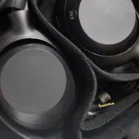 هدفون سونی ult wear پیروز خریدم