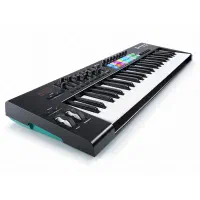 میدی کنترلر Novation Launchkey