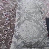 ۴ عدد رو پشتی دوعدد استفاده شده دوتا دیگه نو نو