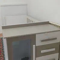 تخت و کمد کودک