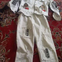 تعداد لباس بچگانه دخترانه در حد نو برا فروش دارم