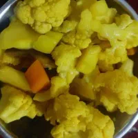 فروش انواع ترشیجات با طعمی بی نظیر|خوردنی و آشامیدنی|شیراز, کوشک میدان|دیوار