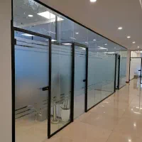 پارتیشن شیشه ای اداری و سکوریت ساختمانی