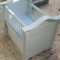 تخت نوزاد گهواره ای