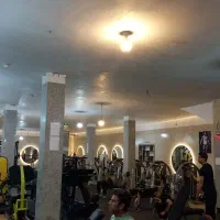 کمک مربی  بانوان بدنسازی