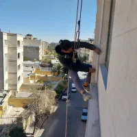 کار در ارتفاع شستشو نما آببندی نما عایق نما|خدمات پیشه و مهارت|شیراز, شهرک مطهری|دیوار