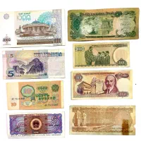 مجموعه ۸ عدد اسکناس خارجی کلکسیونی
