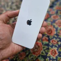 آیفون se سالم و بدون خط و خش|موبایل|یزد, |دیوار