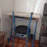 میز وصندلی