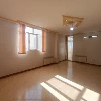 ۸۵متر رو به آفتاب