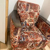 مبل تک نفره فقط ۲/۰۰۰/۰۰۰ تومان|مبلمان خانگی و میز عسلی|رشت, کوی حسینی|دیوار