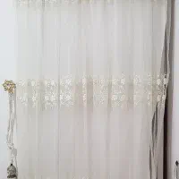 پرده ی حریرخامه دوزی