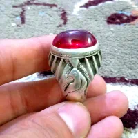 انگ شتر یاقوت سرخ