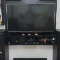 میز تلوزیون دیواری