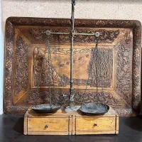 ترازو اروپایی قدیمی