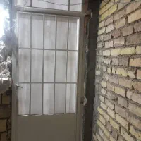 درب و پنجره دسته دوم سالم|مصالح و تجهیزات ساختمان|کاشان, آیت الله سعیدی|دیوار