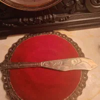 کارد کیک مارک انگیس قدمت دار