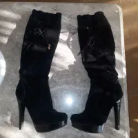 پوتین بلند زنانه سایز ۳۸پوتیت