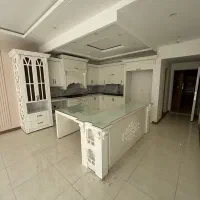 ۷۰ متر با آسانسور (فول بازسازی) سند شش دانگ ملکی