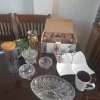 تعدادی ظروف همگی سالم بدون خط و خش