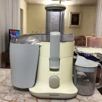 آبمیوه گیری کنوود