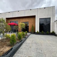 ۲۰۰ متر باغ ویلا نوساز آب برق گاز سهیلیه زعفرانیه