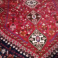 قالی دست بافت محلی باالیاف پشم