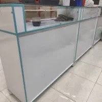 ویترین چوبی