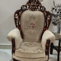 ست مبل ۹ نفره سلطنتی شیک و تمیز ، در حد نو