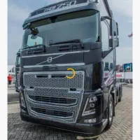 شاگرد مکانیک ولوو (ماشین سنگین)