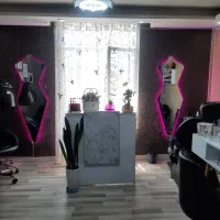 اجاره-صندلی-و-تخت-در-سالن-زیبایی