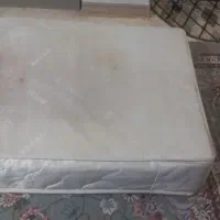 دوشک سفید کار راه میندازه