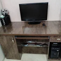 میز کامپیوتر و تحریر