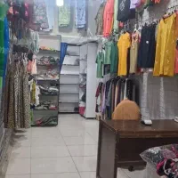 ۱۵ متر مغازه جمعه بازار اصلی بین دو درب بالا