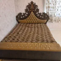فروش تخت دو نفره با تشک رویال تمیز و در حد نو|تخت و سرویس خواب|هرسین, |دیوار